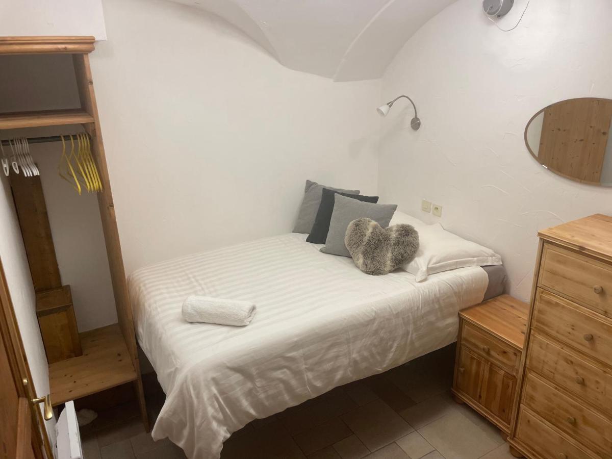 Two Bedroom Apartment La Voute, Chandon Near Meribel - Sleeps 4 Adults Or 2 Adults And 3 Children Les Allues Exterior photo