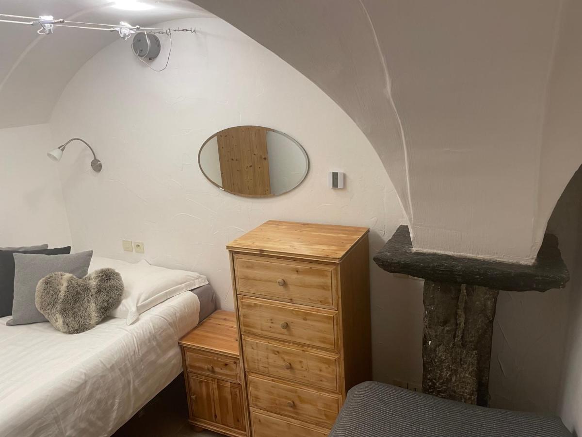 Two Bedroom Apartment La Voute, Chandon Near Meribel - Sleeps 4 Adults Or 2 Adults And 3 Children Les Allues Exterior photo